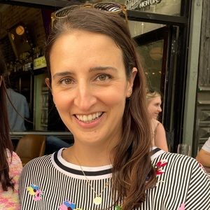 Meet your Posher, Elizabeth